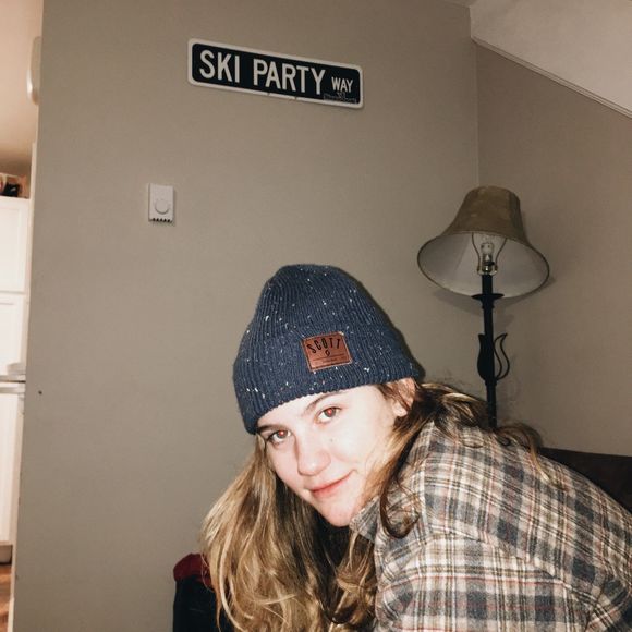 Meet your Posher, Zoe - Picture 1 of 1